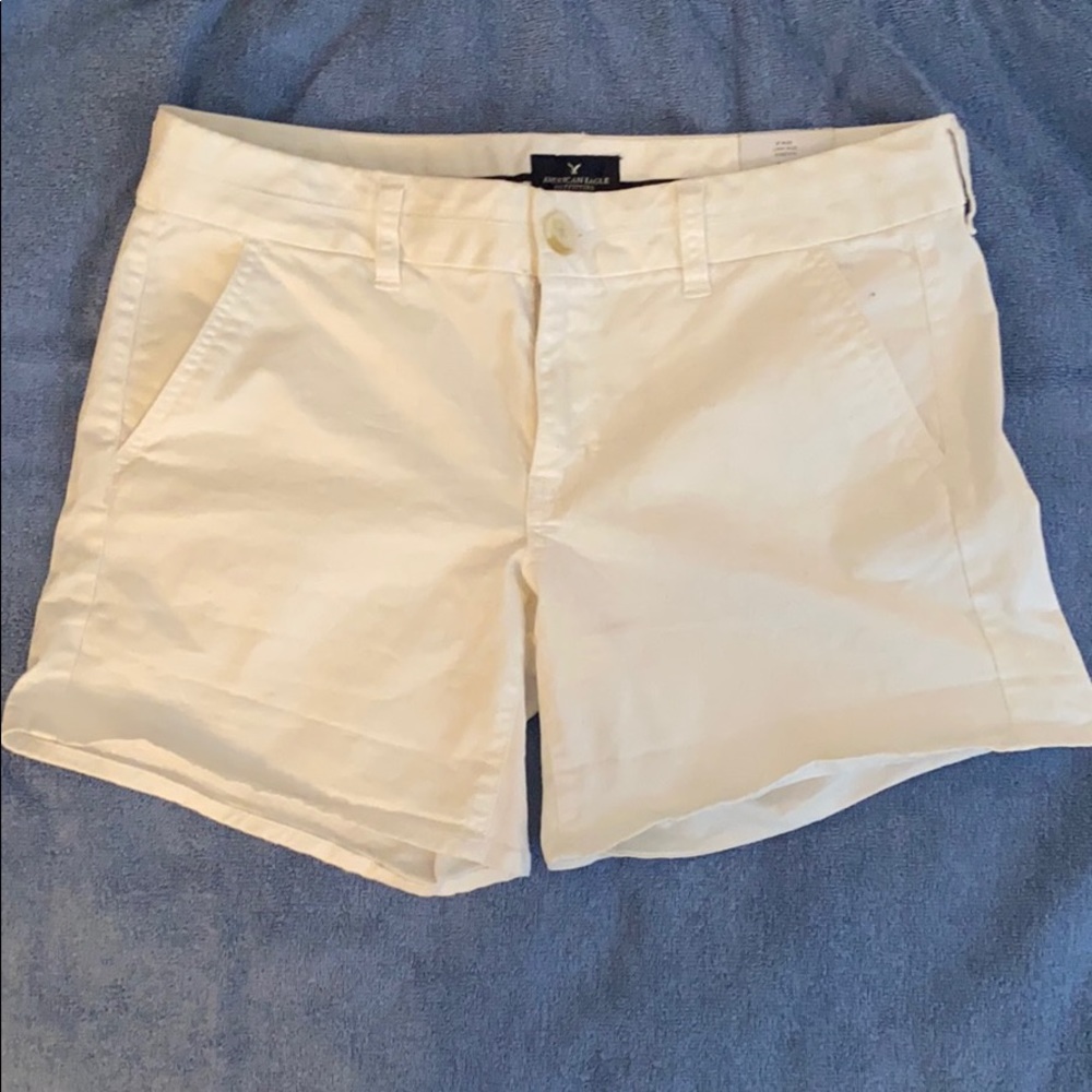 American Eagle Shorts Size 8 NWT